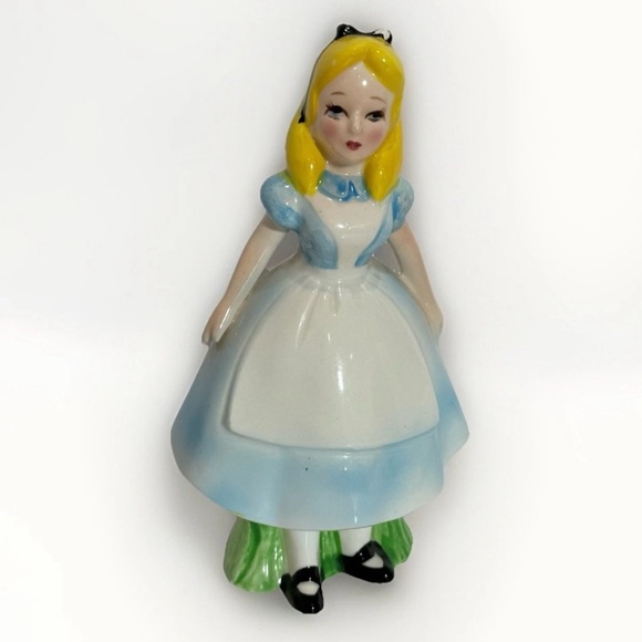 Vintage Disney Japan Alice In Wonderland 6" Ceramic Figurine Porcelain DAMAGED - Picture 1 of 8